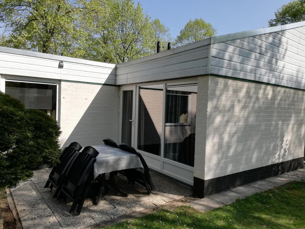 Rustige, Gelijkvloerse Vakantiewoning Met 2 Slaapkamers In Simpelveld, Zuid-Limburg Exteriör bild